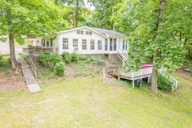 Rental friendly neighborhood, gentle walk to water! - photo 45