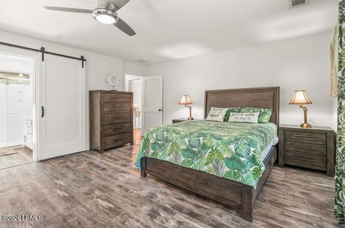 COMPLETELY REMODELED home steps away from beach access. Turnkey - photo 14
