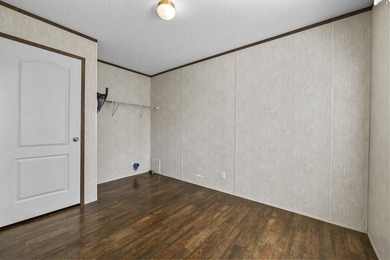 Looking to downsize and declutter? This 1 bedroom 1 bath 2016 - photo 14