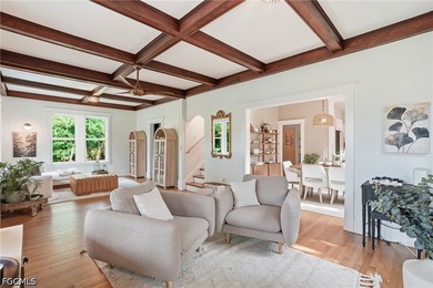 Discover timeless Florida elegance in one of Fort Myers' most - photo 14