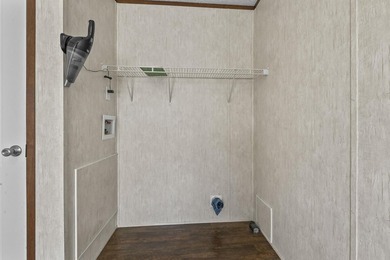 Looking to downsize and declutter? This 1 bedroom 1 bath 2016 - photo 15