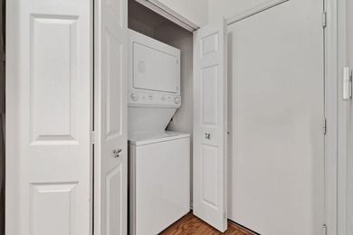 A MUST-See! This charming NEW 2025 ROOF and lakefront villa is - photo 25