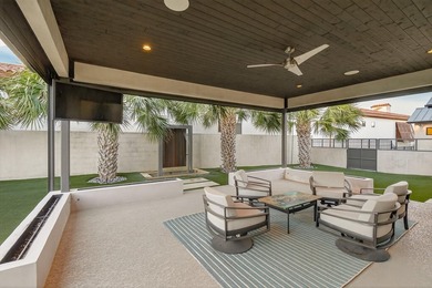 Set along the coveted shores of Lake LBJ in the heart of the - photo 27