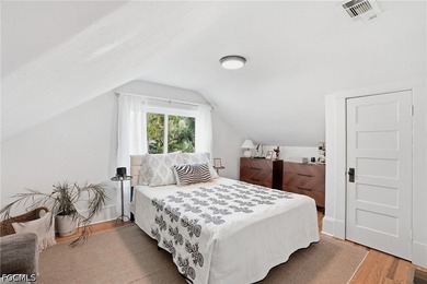 Discover timeless Florida elegance in one of Fort Myers' most - photo 33