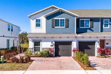 (private lake, pond, coastal) Townhome/Townhouse For Sale in Orlando Florida