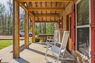 Welcome to your perfect blend of peaceful country living and - photo 4