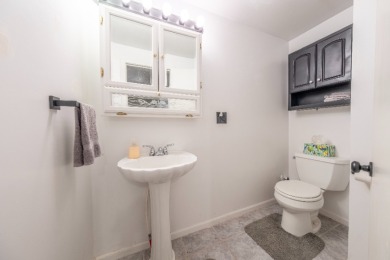 Rental friendly neighborhood, gentle walk to water! - photo 21
