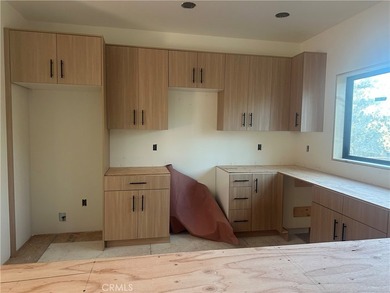 RAND NEW CONSTRUCTION CENTRALLY LOCATED IN PINEWOOD ESTATES - - photo 8