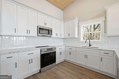 New Construction! Amazing Mountain Views! This stunning modern - photo 11