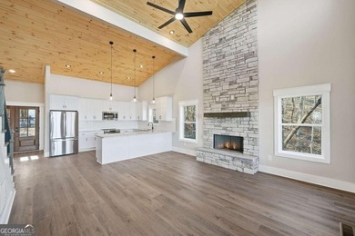 New Construction! Amazing Mountain Views! This stunning modern - photo 14