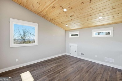 New Construction! Amazing Mountain Views! This stunning modern - photo 17