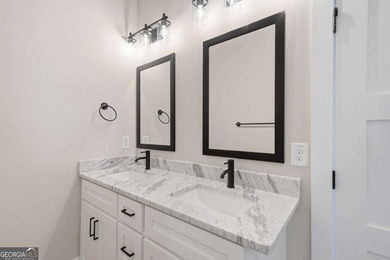 New Construction! Amazing Mountain Views! This stunning modern - photo 27