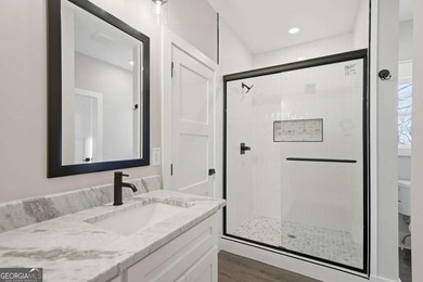 New Construction! Amazing Mountain Views! This stunning modern - photo 28