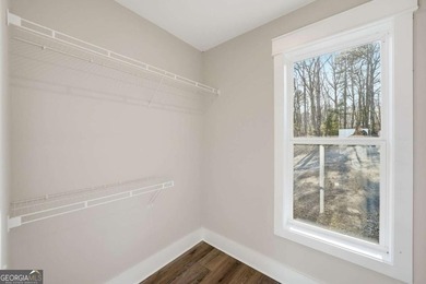 New Construction! Amazing Mountain Views! This stunning modern - photo 29