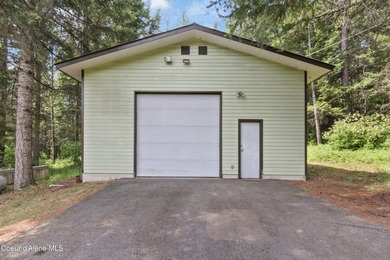 Discover your own private North Idaho retreat on 20+ acres in - photo 5