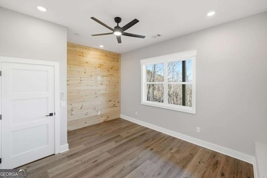 New Construction! Amazing Mountain Views! This stunning modern - photo 38
