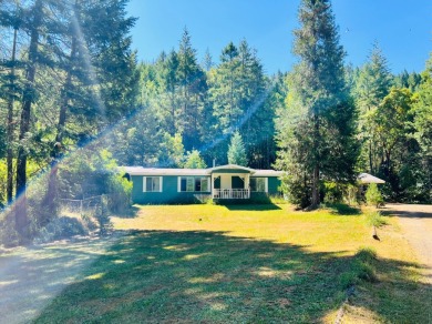 Lake Selmac Home For Sale in Selma Oregon