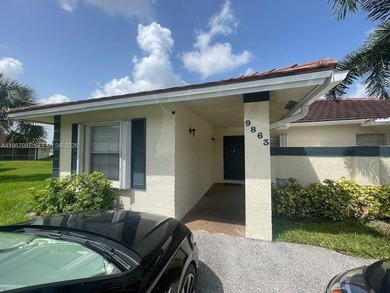 (private lake, pond, coastal) Condo For Sale in Boca Raton Florida