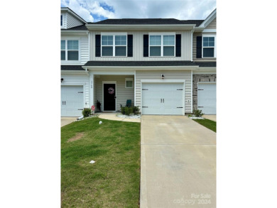 Lake Norman Townhome/Townhouse For Sale in Terrell North Carolina