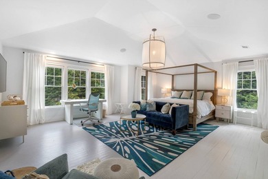 Just minutes from Southampton Village and the ocean beaches - photo 14