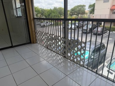 Welcome to CORAL PLAZA, amazing location and great floor plan - photo 14