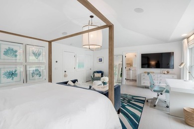 Just minutes from Southampton Village and the ocean beaches - photo 15