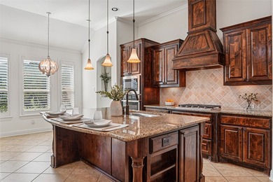 Welcome to this beautifully maintained one-story home offering 3 - photo 17