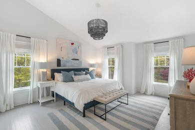 Just minutes from Southampton Village and the ocean beaches - photo 18