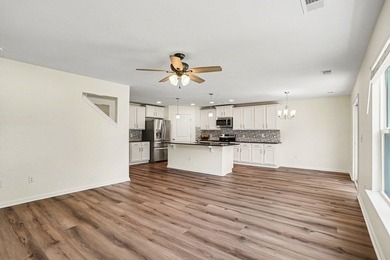 Welcome home to this stunning, move-in-ready 5-bedroom - photo 19