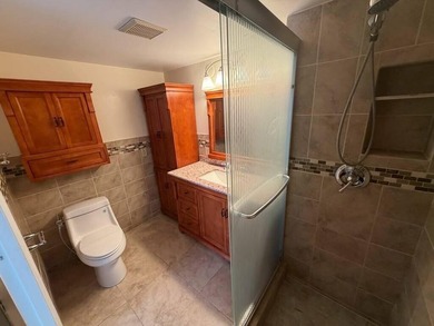 Welcome to CORAL PLAZA, amazing location and great floor plan - photo 20