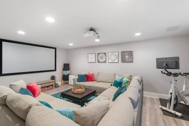 Just minutes from Southampton Village and the ocean beaches - photo 23