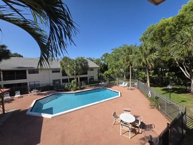 Welcome to CORAL PLAZA, amazing location and great floor plan - photo 23