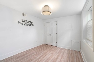 Just minutes from Southampton Village and the ocean beaches - photo 25