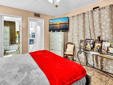 Welcome to this charming 2-bedroom, 1.5-bath townhouse located - photo 26