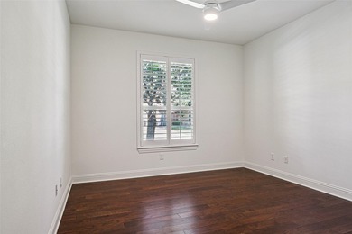 Welcome to this beautifully maintained one-story home offering 3 - photo 26