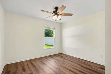 Welcome home to this stunning, move-in-ready 5-bedroom - photo 28