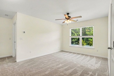 Welcome home to this stunning, move-in-ready 5-bedroom - photo 29