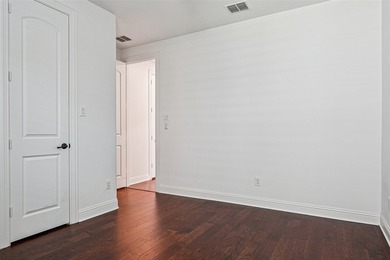 Welcome to this beautifully maintained one-story home offering 3 - photo 30