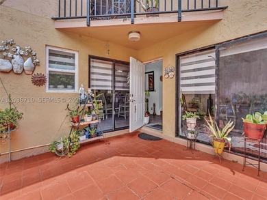 Welcome to this charming 2-bedroom, 1.5-bath townhouse located - photo 31