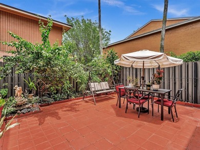 Welcome to this charming 2-bedroom, 1.5-bath townhouse located - photo 33