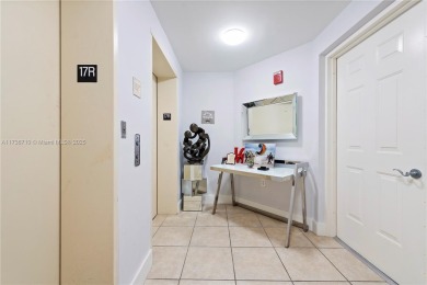 This stunning 3 bedroom, 3 bathrooms Aventura Marina 2 unit has