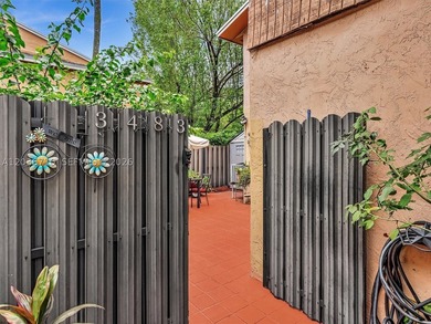 Welcome to this charming 2-bedroom, 1.5-bath townhouse located - photo 36