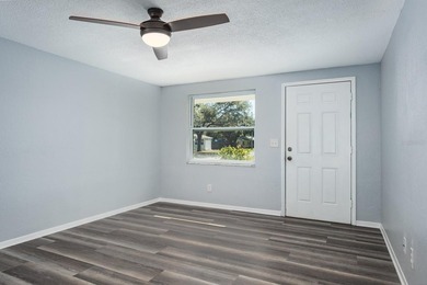 Completely updated pool home in the highly desired Northeast - photo 4