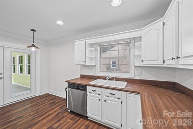 Charming, move-in-ready cottage-style home in desirable Fort - photo 11