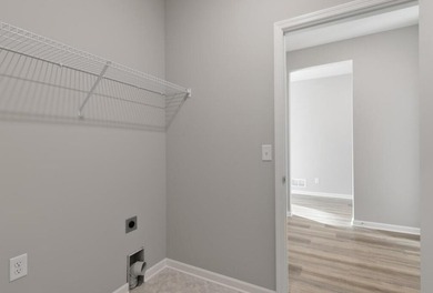 Presenting this well appointed one level on a cul-de-sac lot - photo 11