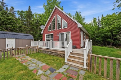 Rangeley Area Retreat with Direct Snowmobile Access & Deeded - photo 4