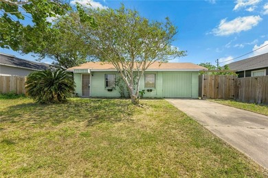 438 Valerie St is a 2-bedroom, 1-bath home offering 904 sq. ft - photo 16