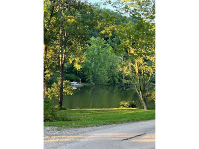 Lake Lot Off Market in Cross Lanes, West Virginia