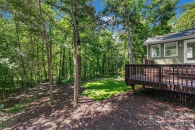 Charming, move-in-ready cottage-style home in desirable Fort - photo 32