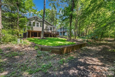 Charming, move-in-ready cottage-style home in desirable Fort - photo 33